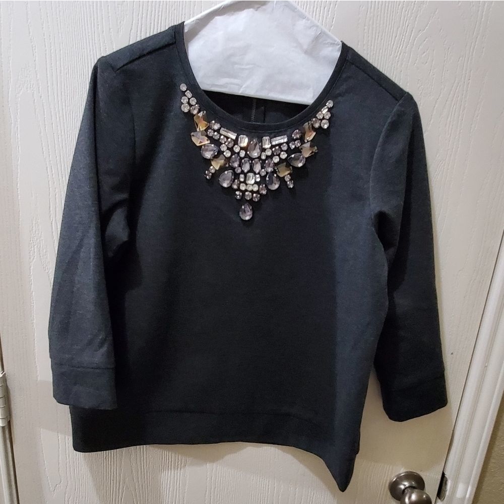 Vince Camuto jeweled‎ bibb neckline zippered crop sweatshirt size medium